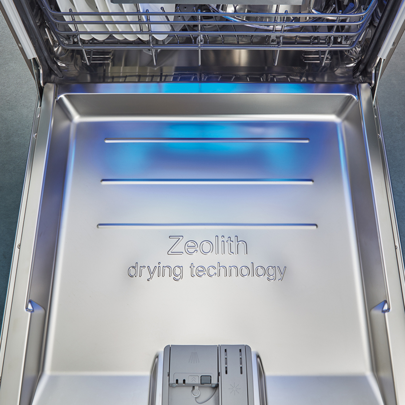 Zeolith Trocknen – Für glänzende Spülergebnisse bei Smart Project Elektrotechnik in Werneck-Eßleben
